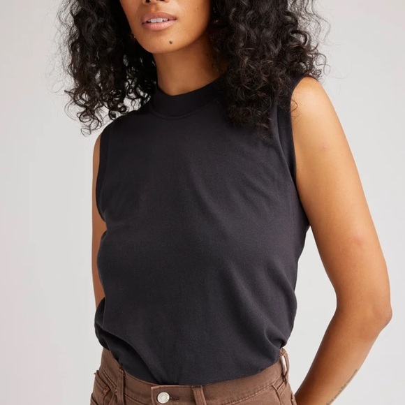 Richer Poorer Easy Tank in Back Size XL - Picture 2 of 7